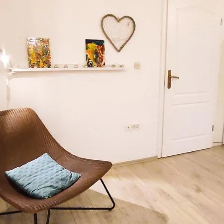 Retro Center Apartment