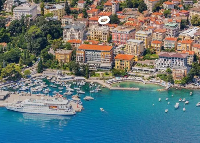 Retro Center Apartment *