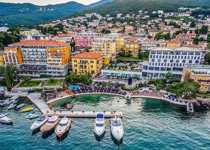 Apartment Retro Center